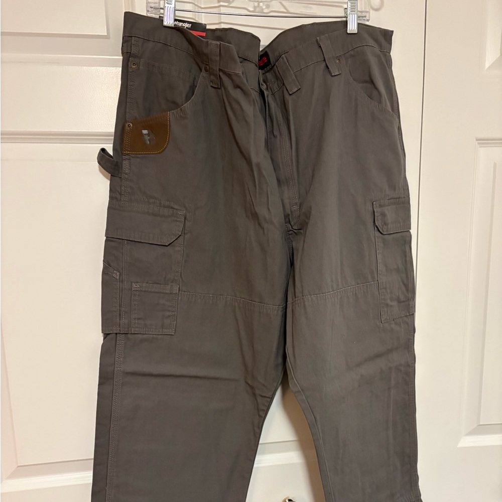 Wrangler Men's Gray Cargo Pants